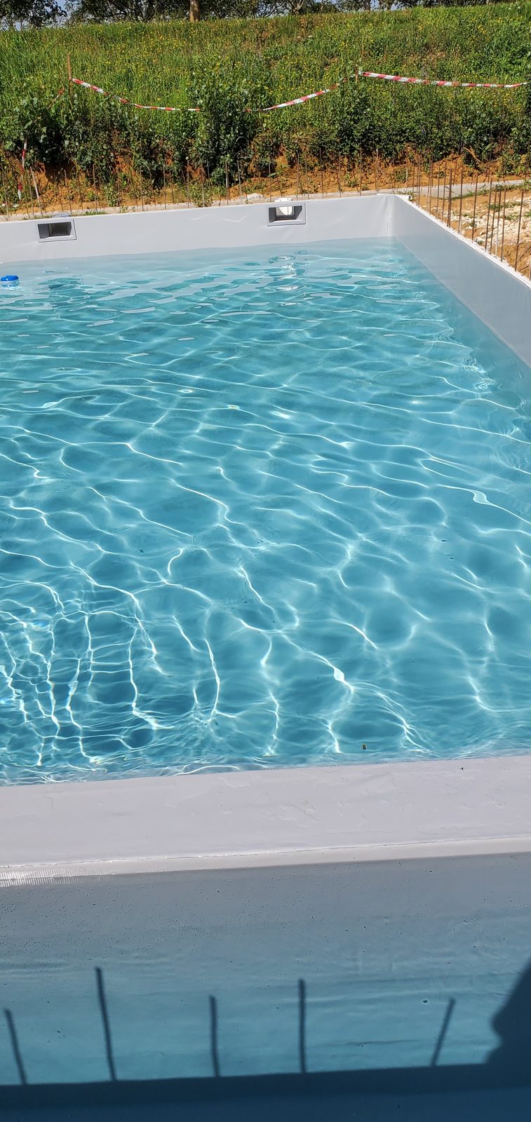 Mise en eau d'un bassin neuf